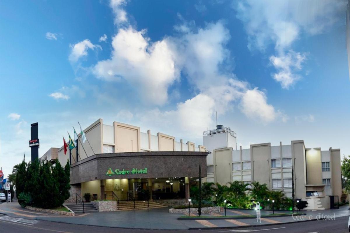 Cedro Hotel Londrina Exterior foto