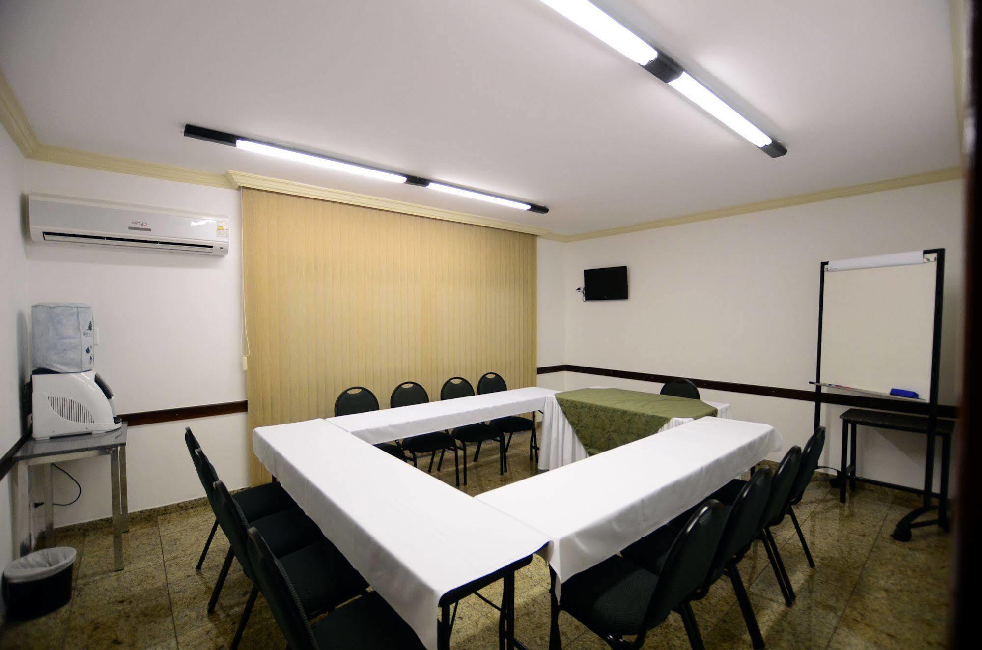 Cedro Hotel Londrina Exterior foto